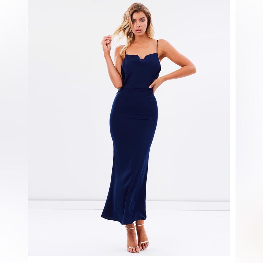 Miss Holly | Bellisam Navy Backless Dress